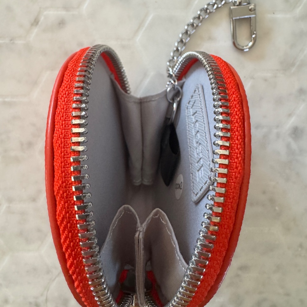 Lacoste Round Coin/Key Pouch - Picture 2 of 5